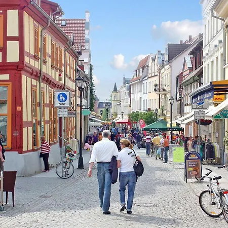 別荘 Lovely In Mueritz With Wifi *